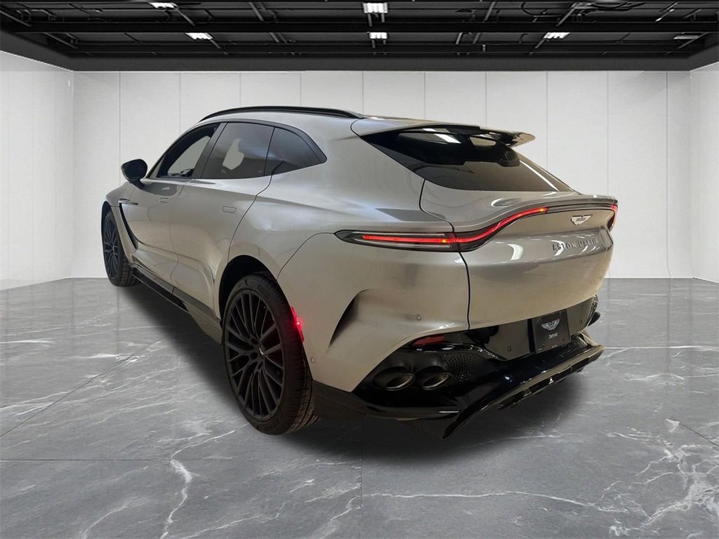 New 2026 Aston Martin DBX 707 image 3