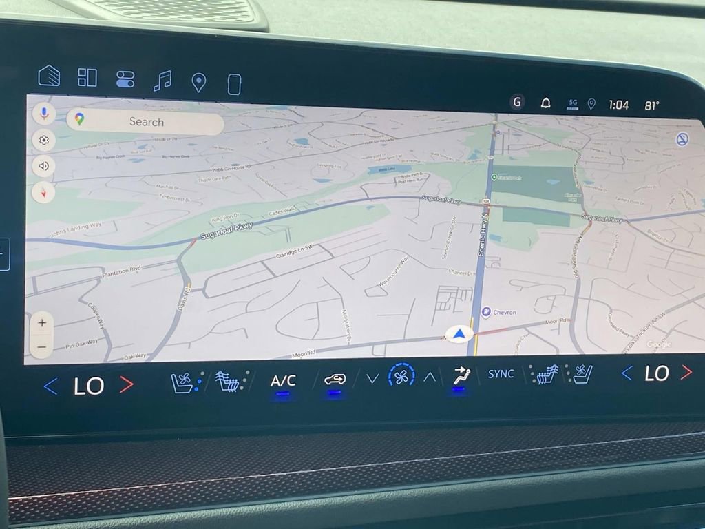 New 2026 Chevrolet Traverse RS image 24