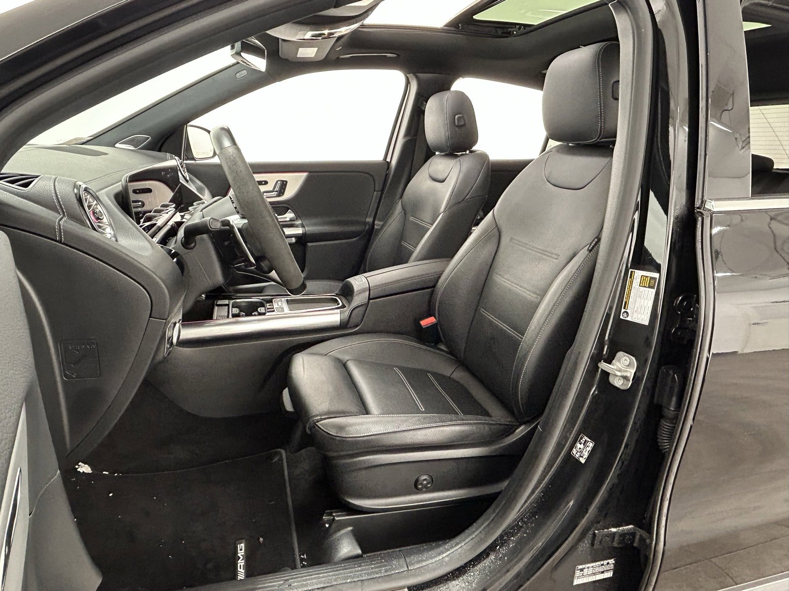 Used 2024 Mercedes-Benz GLA 35 AMG GLA 35 AMG image 31