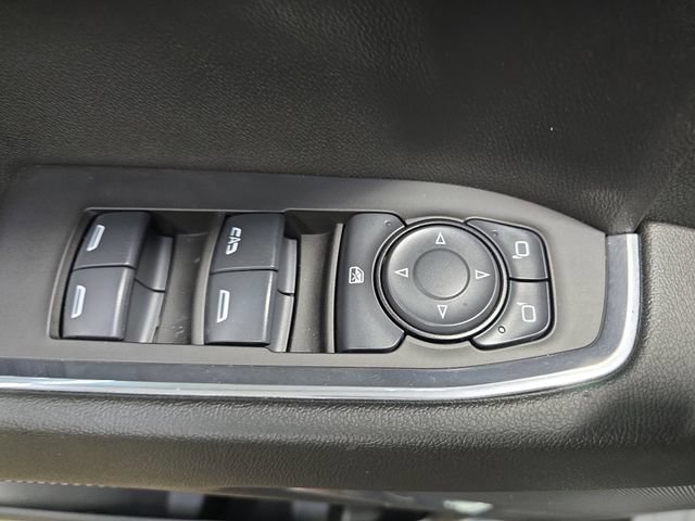 Used 2025 Chevrolet Silverado 1500 LT AWD/4WD image 30