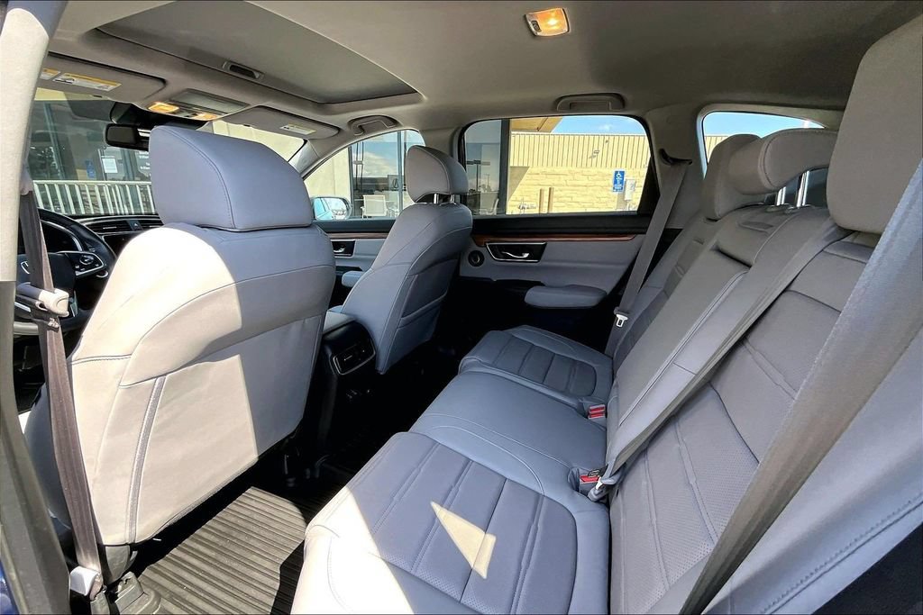 Used 2022 Honda CR-V Touring image 16