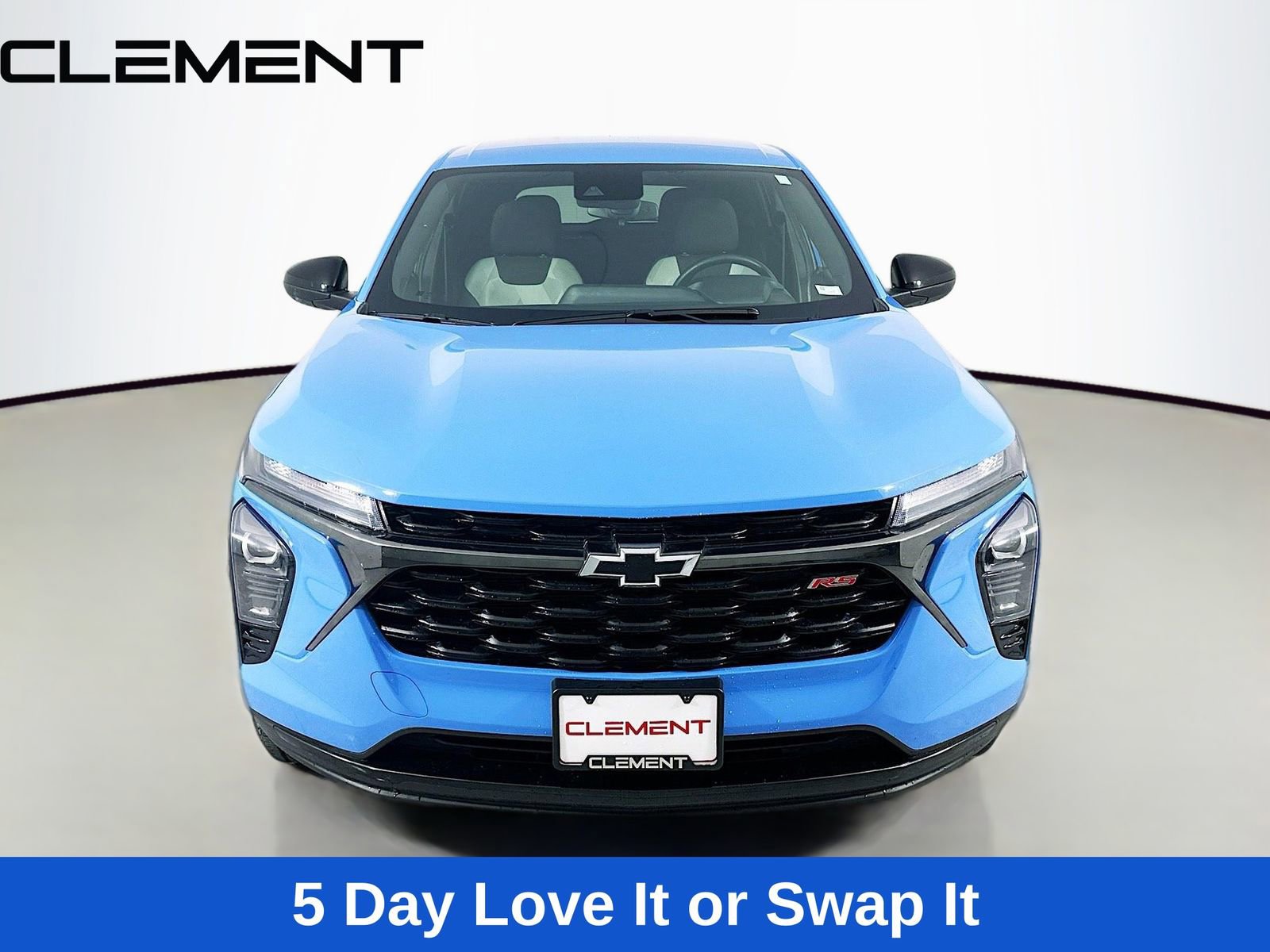 Used 2024 Chevrolet Trax RS image 2