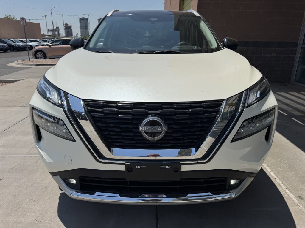 Used 2022 Nissan Rogue Platinum w/ Head-Up Display Package image 10