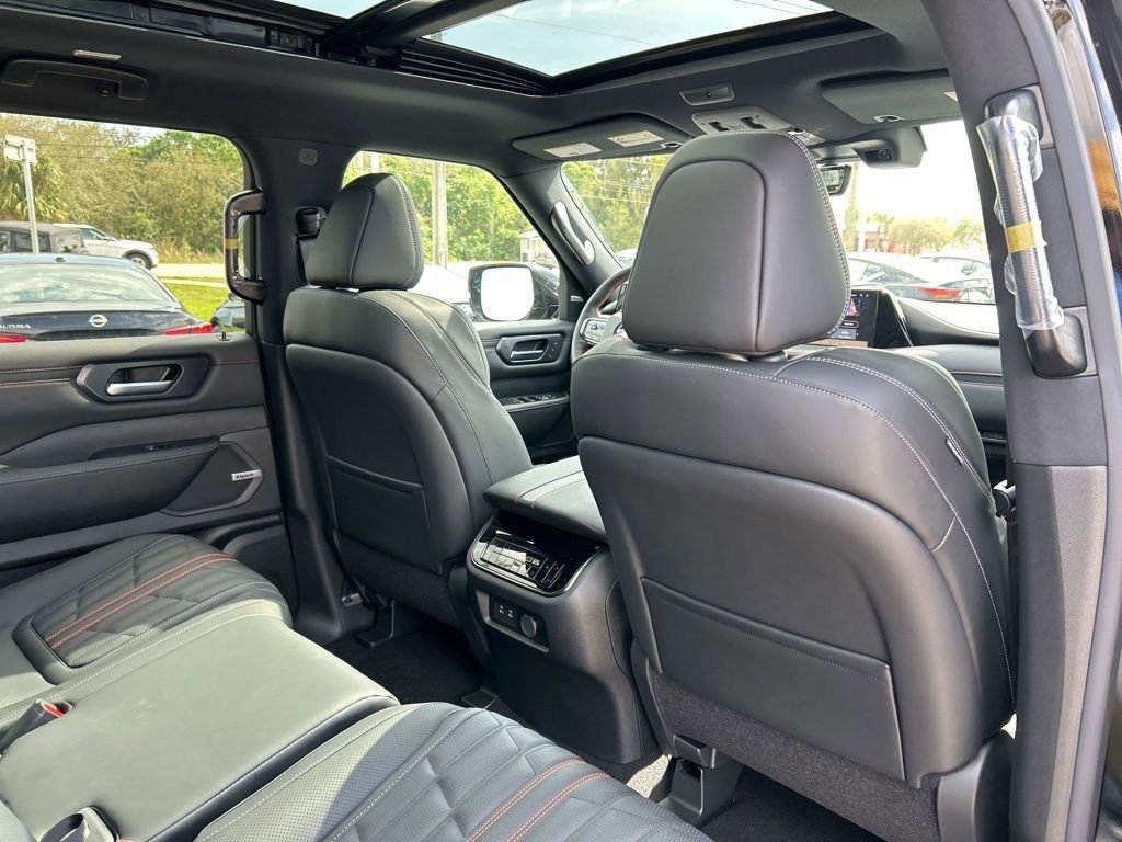 New 2025 Nissan Armada PRO-4X w/ Pro-4X Premium Package image 43
