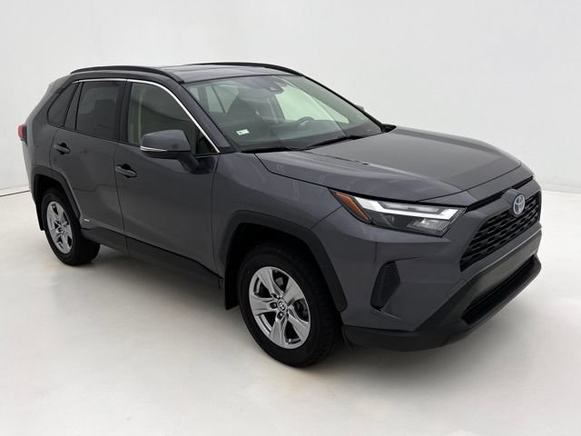Used 2023 Toyota RAV4 XLE w/ Convenience Package AWD/4WD image 2