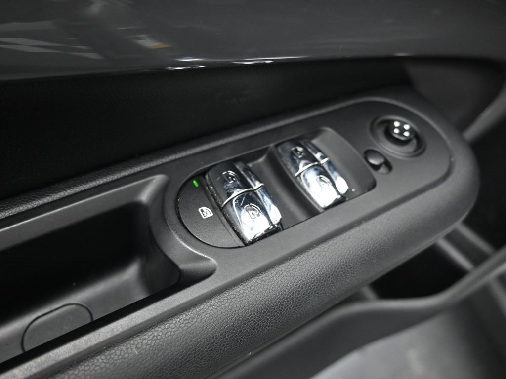 Used 2020 MINI Cooper Clubman S w/ Storage Package image 21