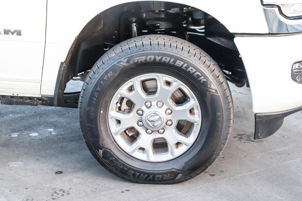 Used 2024 RAM 2500 Laramie w/ Safety Group AWD/4WD image 11