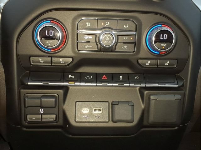 Used 2022 Chevrolet Silverado 2500 LT w/ Fleet Comfort Package AWD/4WD image 19