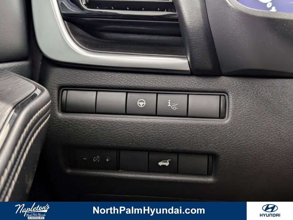 Used 2023 Nissan Rogue Platinum w/ Platinum Premium Package image 26