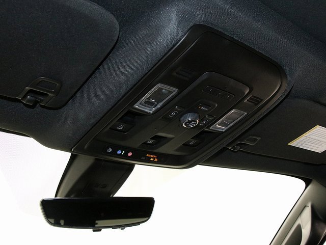 Certified 2021 Chevrolet Suburban High Country image 24