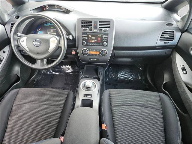 Used 2013 Nissan Leaf S w/ Charger Pkg image 16