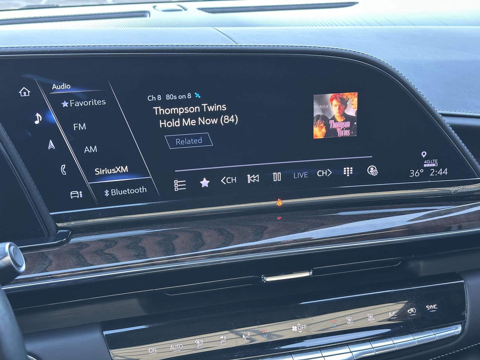 Used 2022 Cadillac Escalade Sport Platinum image 25