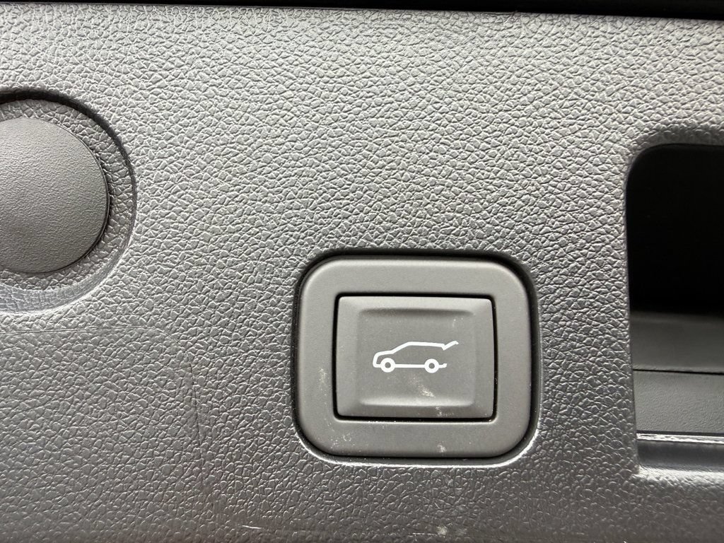 Used 2026 Chevrolet Equinox RS w/ Convenience Package III FWD image 29