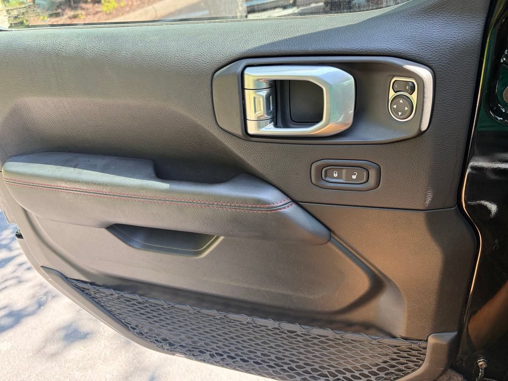 Used 2022 Jeep Gladiator Rubicon w/ LED Lighting Group AWD/4WD image 25