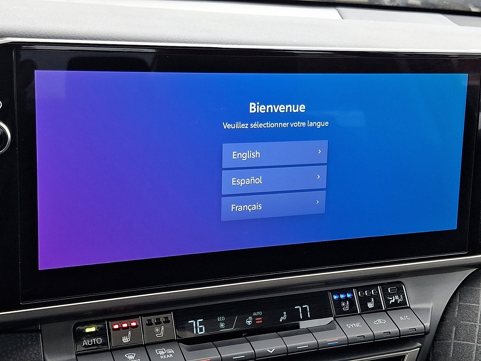 Used 2025 Toyota Camry XLE w/ Premium Plus Package image 17