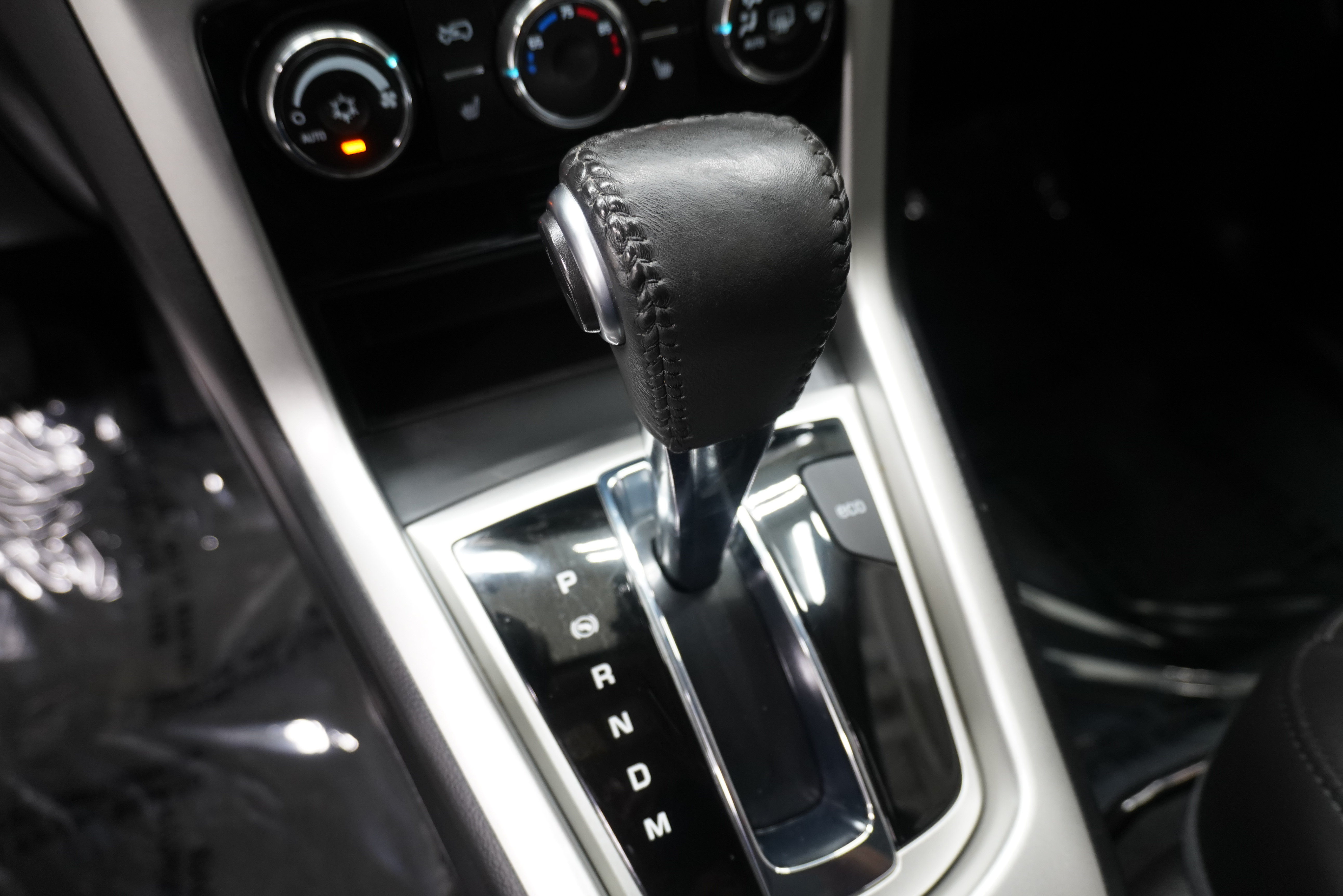 Used 2015 Chevrolet Captiva Sport LT w/ Convenience Package FWD image 21