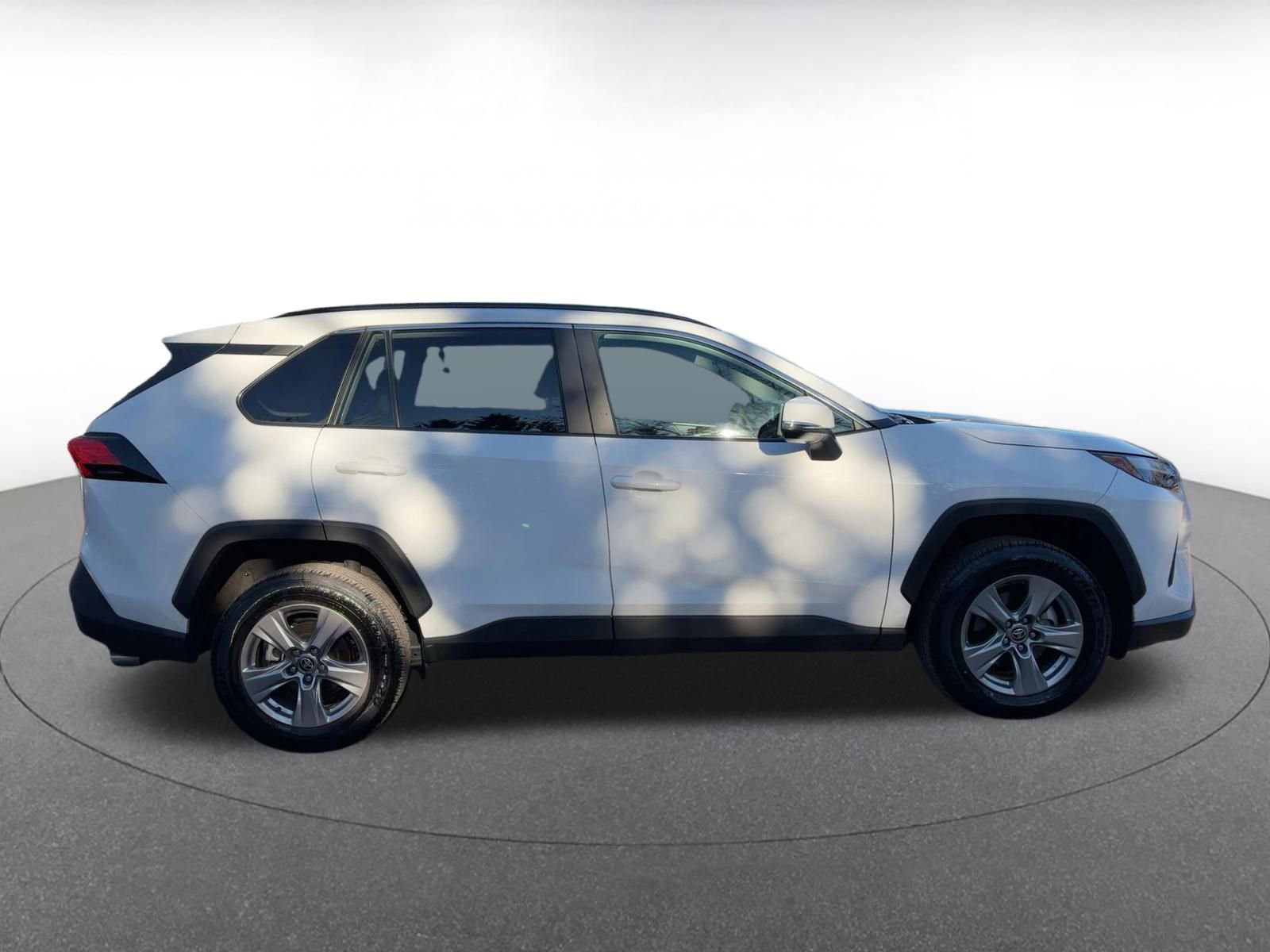 Used 2025 Toyota RAV4 XLE image 10