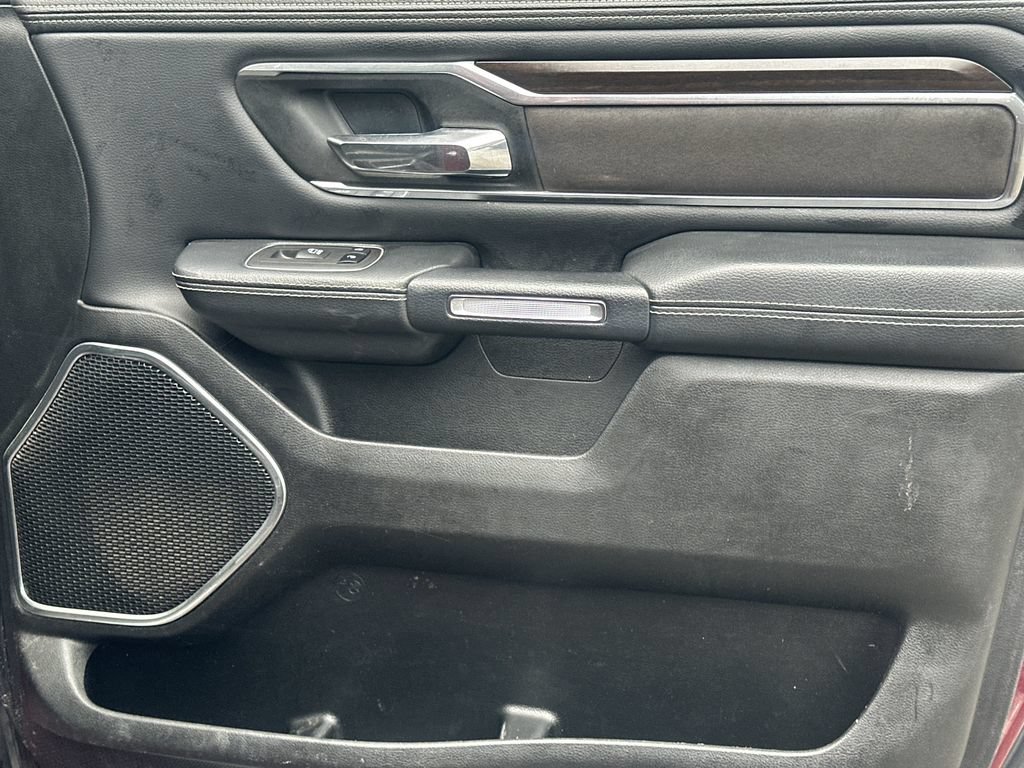 Used 2022 RAM 1500 Laramie AWD/4WD image 15
