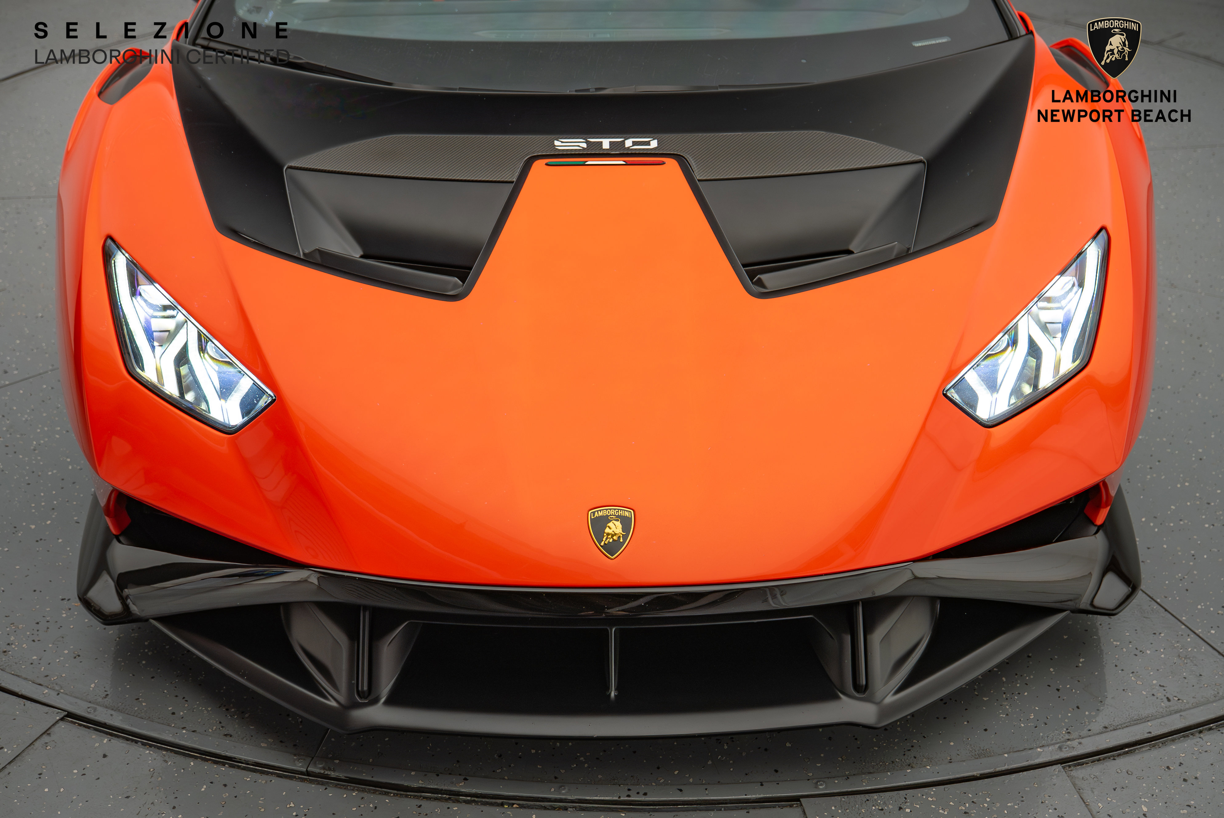 Used 2022 Lamborghini Huracan STO image 12