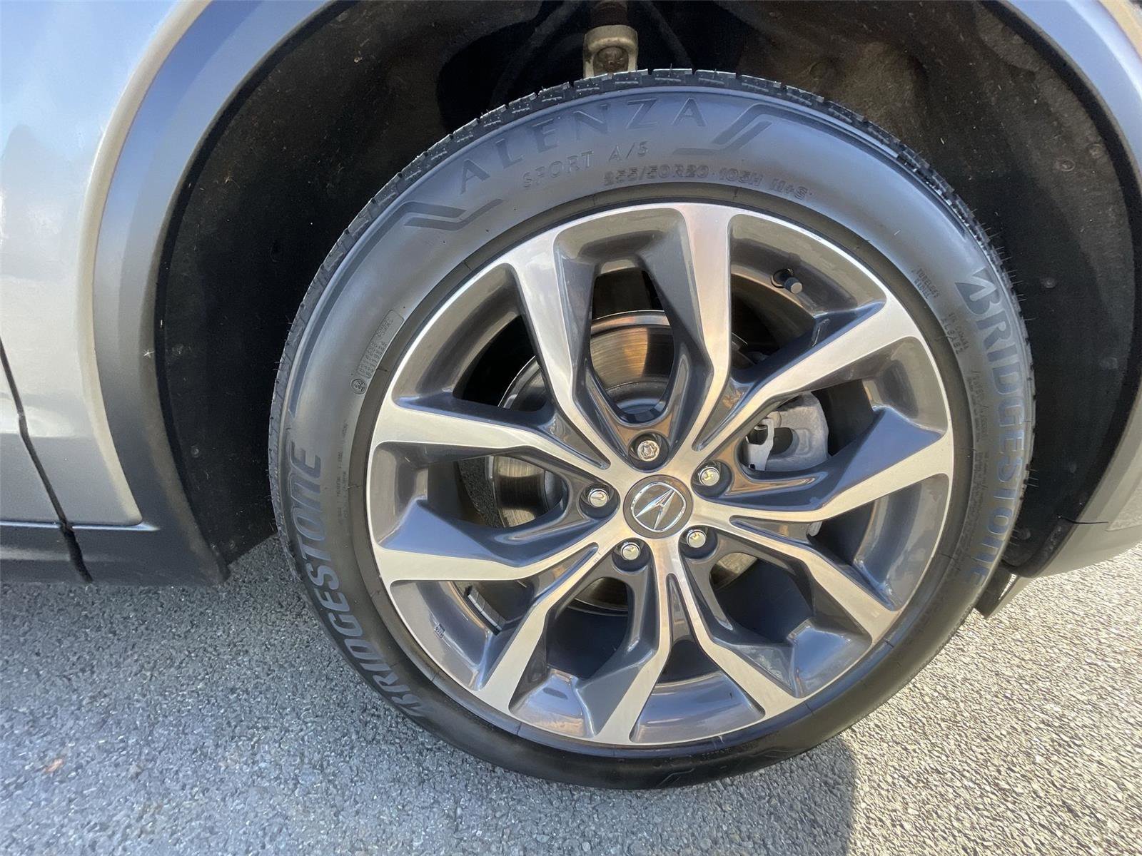 Used 2023 Acura MDX SH-AWD w/ Technology Package image 10