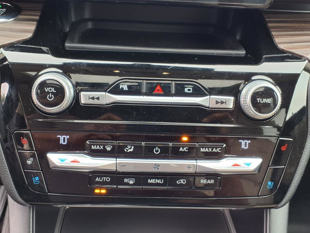 Used 2021 Ford Explorer Limited w/ Hybrid Equipment Group 310A image 10