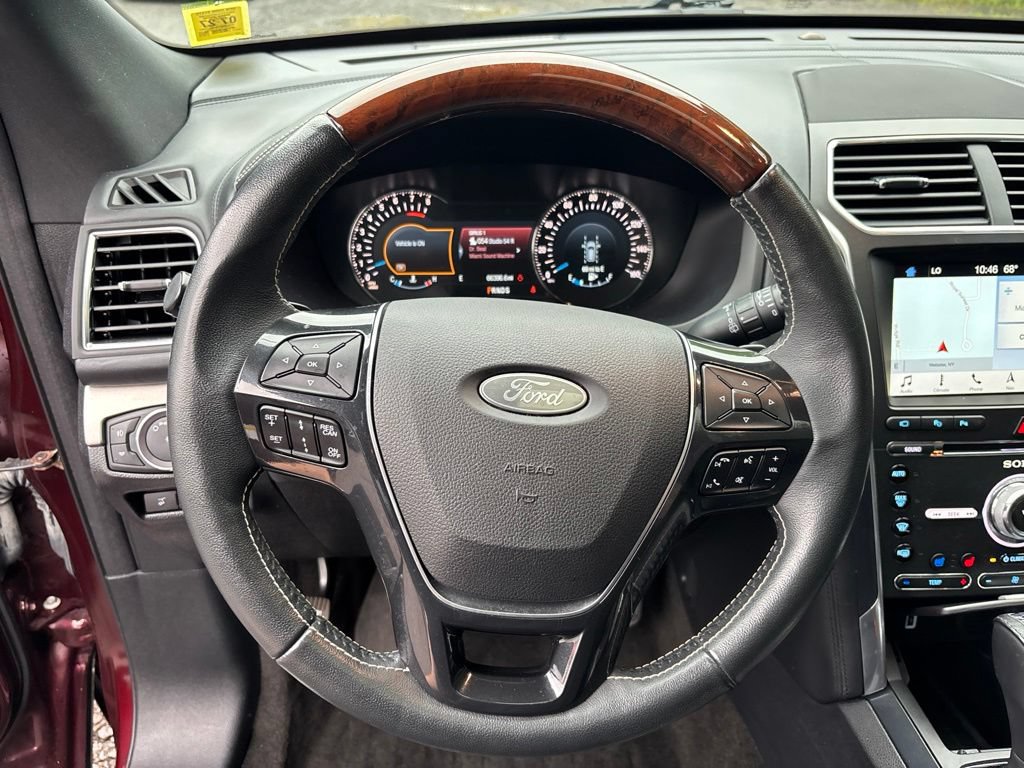 Used 2018 Ford Explorer Platinum AWD/4WD image 13