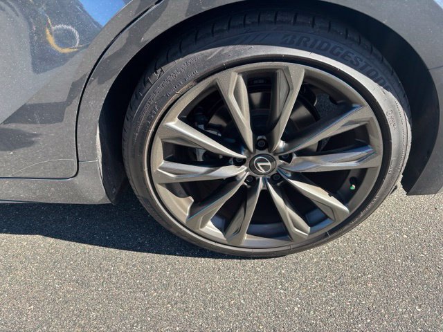 Used 2025 Lexus IS 350 F Sport RWD image 16