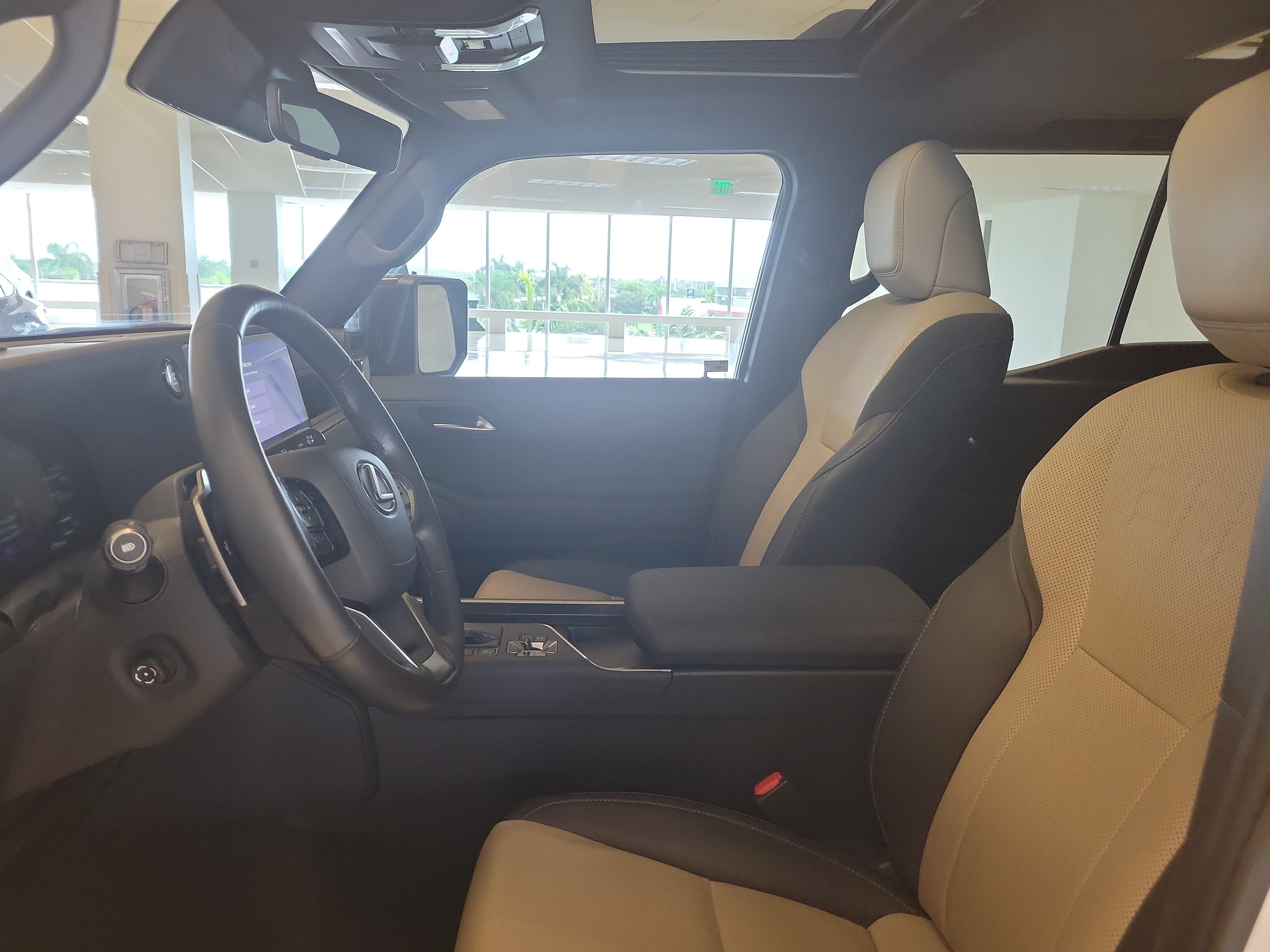 Used 2024 Lexus GX 550 AWD/4WD image 23