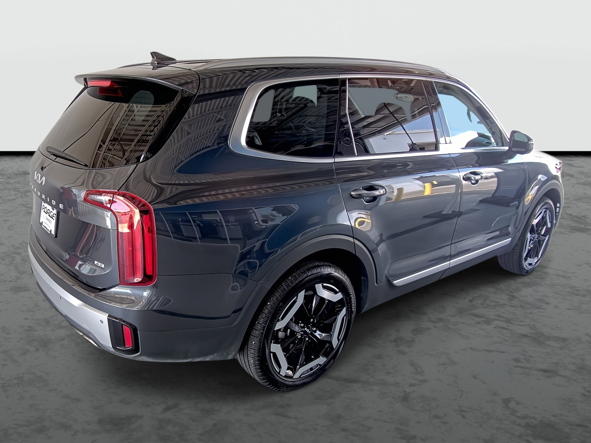 Used 2024 Kia Telluride S w/ S Sunroof Package image 14