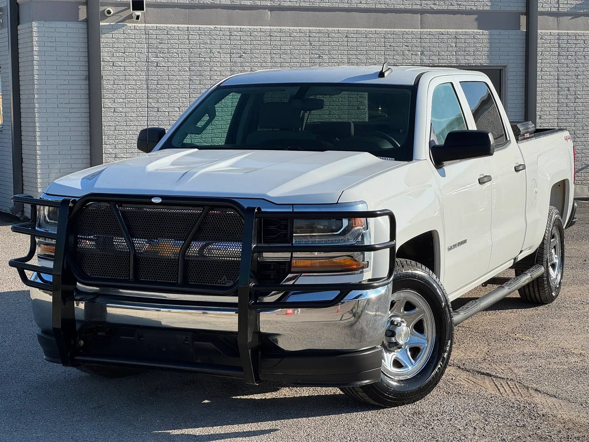 Used 2017 Chevrolet Silverado 1500 LS w/ Trailering Package AWD/4WD image 2