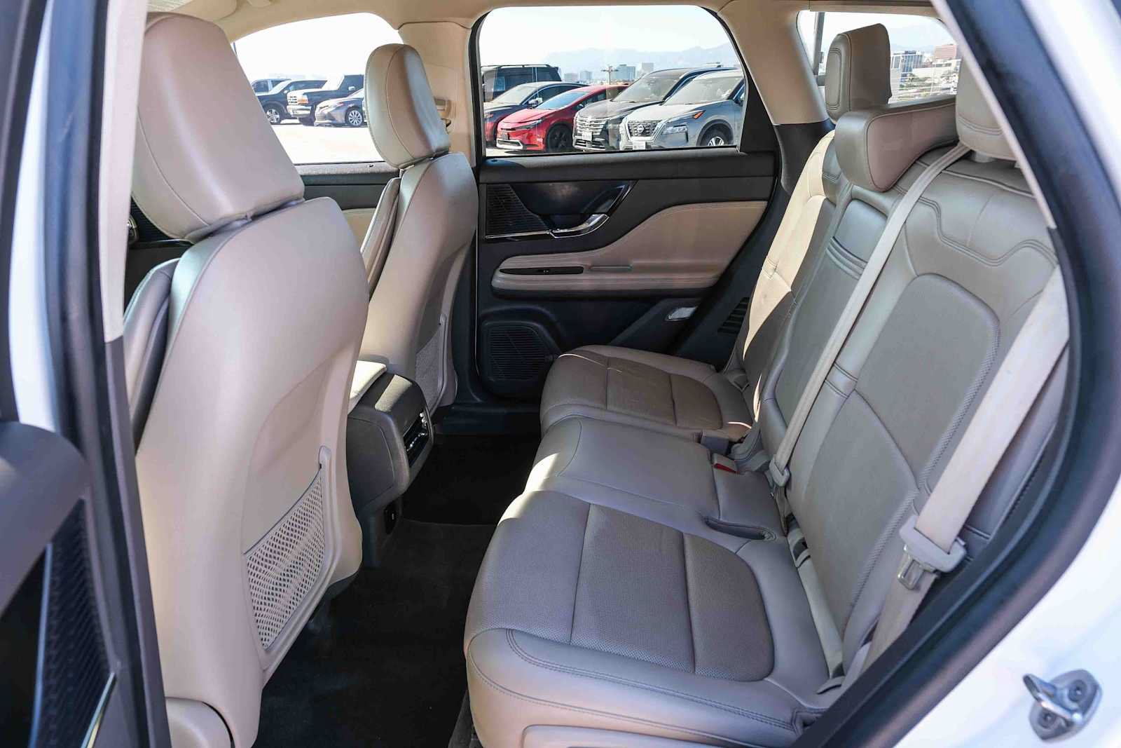 Used 2021 Lincoln Corsair FWD w/ Premium Package image 19
