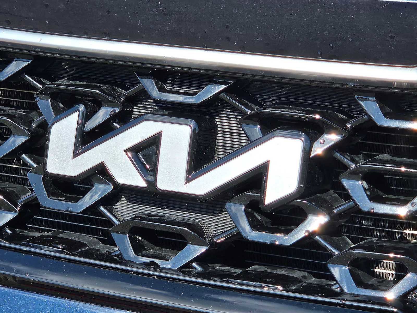 Used 2023 Kia Sorento EX w/ Panoramic Sunroof Package AWD/4WD image 13