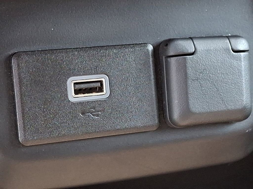 Used 2020 Chevrolet Silverado 1500 Custom Trail Boss w/ Custom Convenience Package image 23