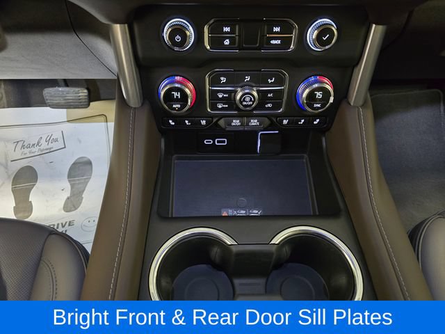 Certified 2024 GMC Yukon SLT w/ SLT Luxury Package AWD/4WD image 20