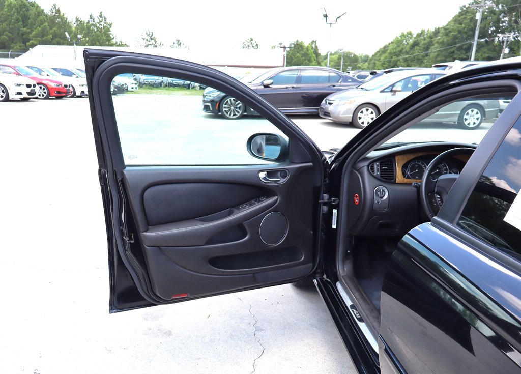 Used 2004 Jaguar X-TYPE 2.5 AWD/4WD image 28
