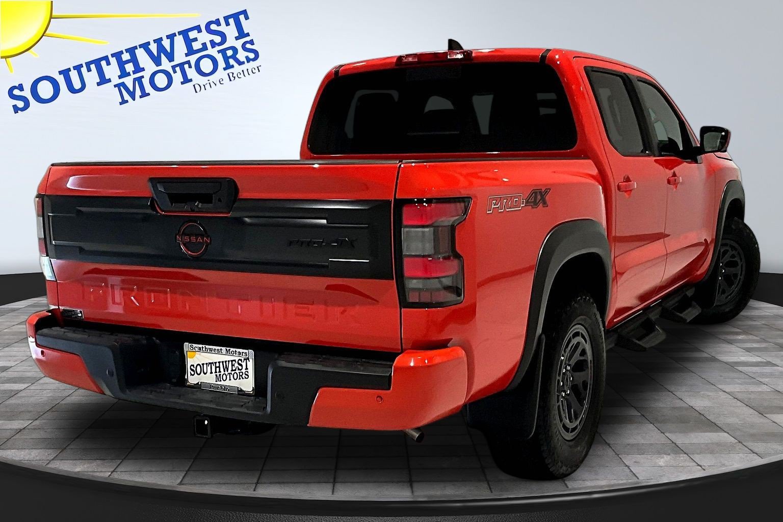 Used 2025 Nissan Frontier PRO-4X w/ Pro Premium Package AWD/4WD image 7