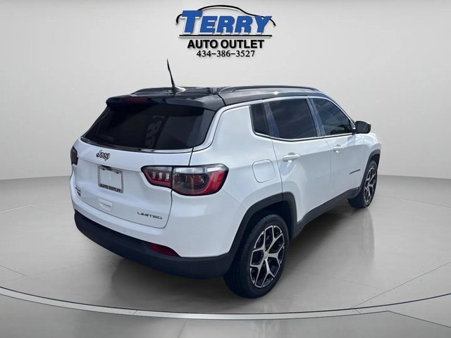 Used 2024 Jeep Compass Limited image 5