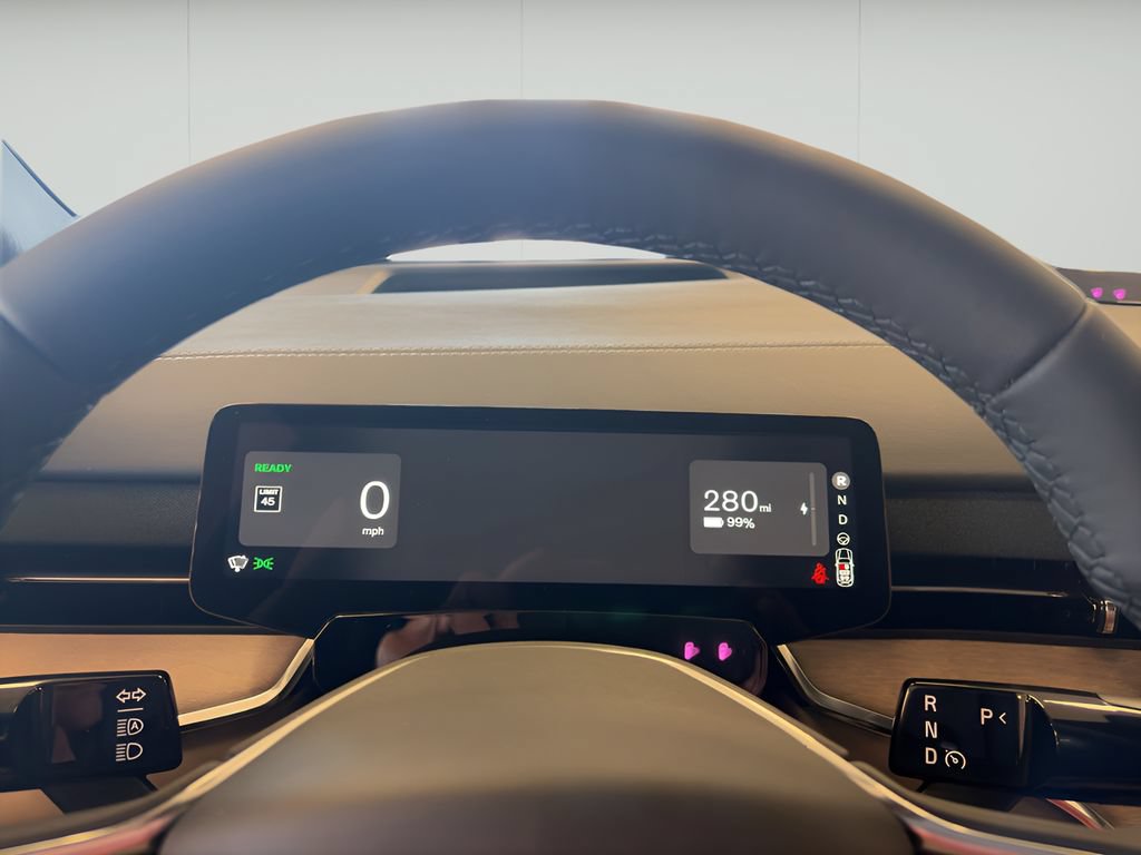 New 2026 Volvo EX90 Plus RWD image 14