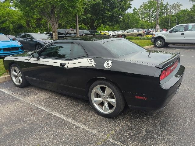 Used 2014 Dodge Challenger R/T RWD image 4