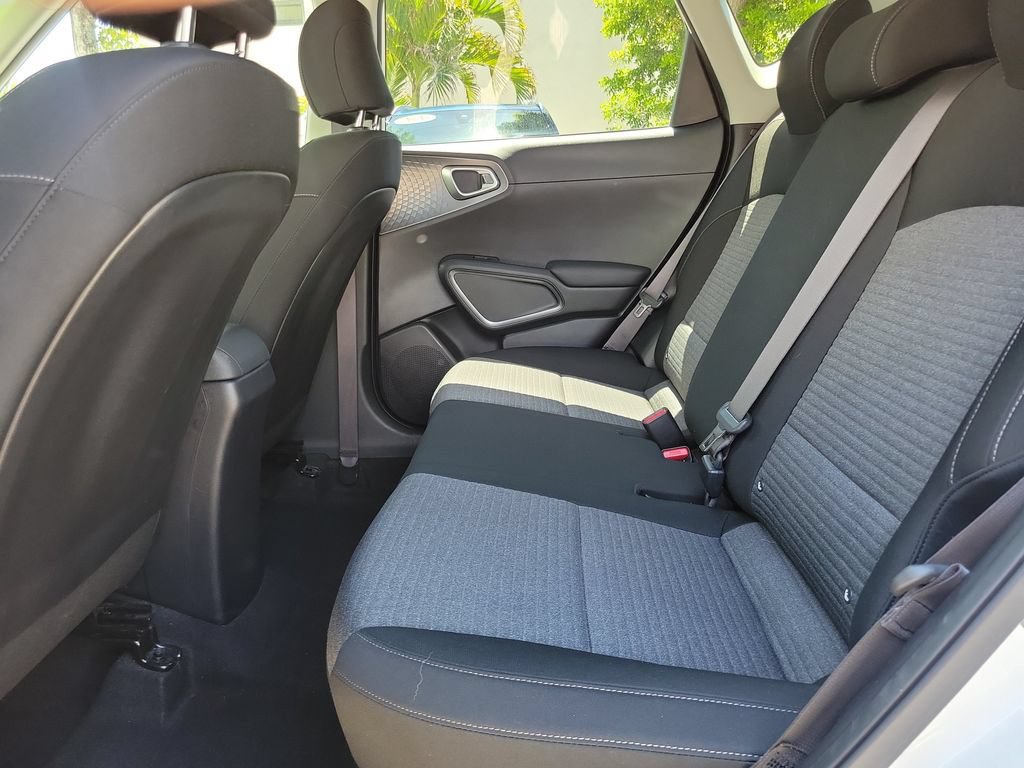 Used 2020 Kia Soul GT-Line FWD image 7