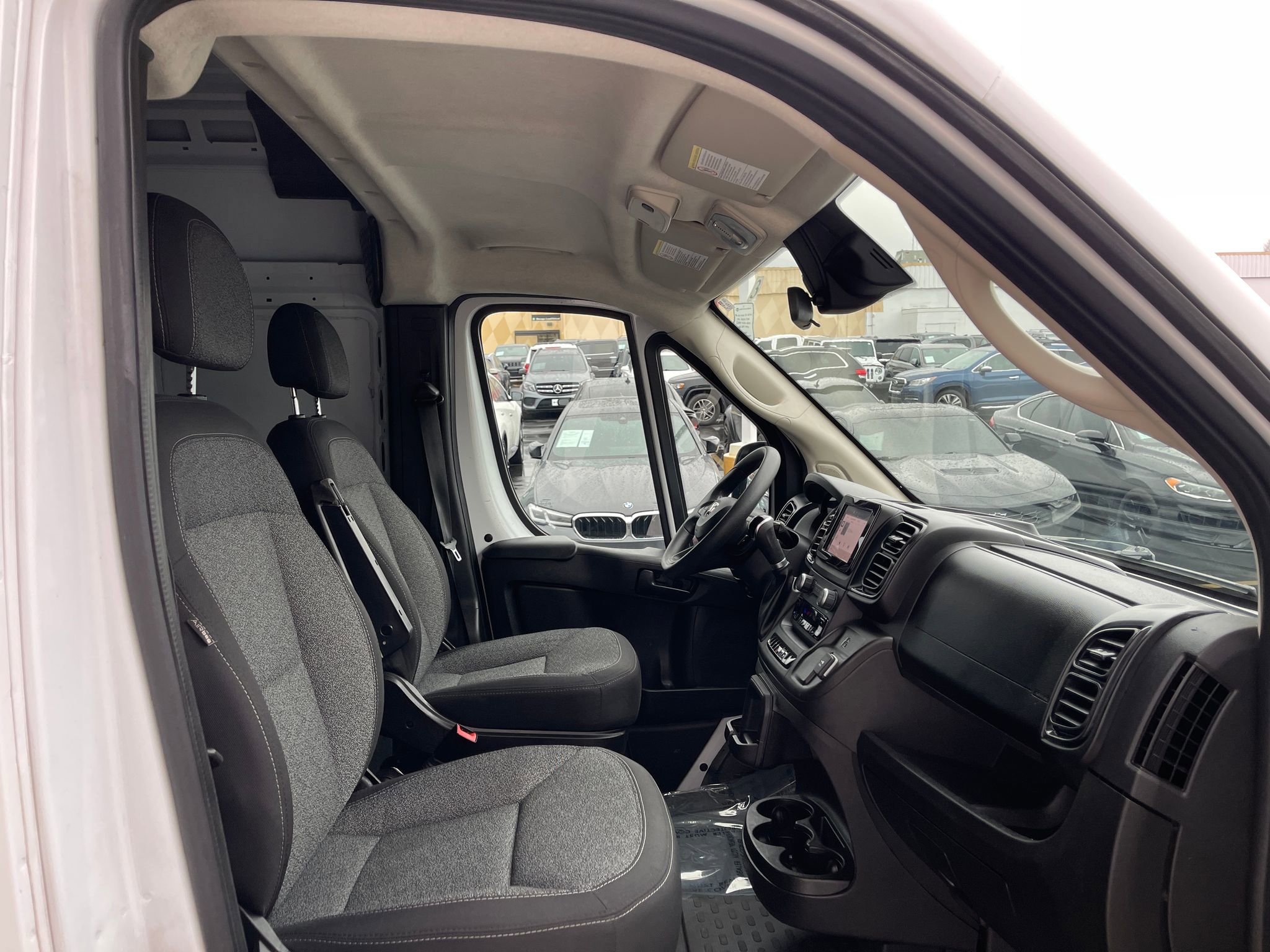 Used 2023 RAM ProMaster 2500 FWD image 28