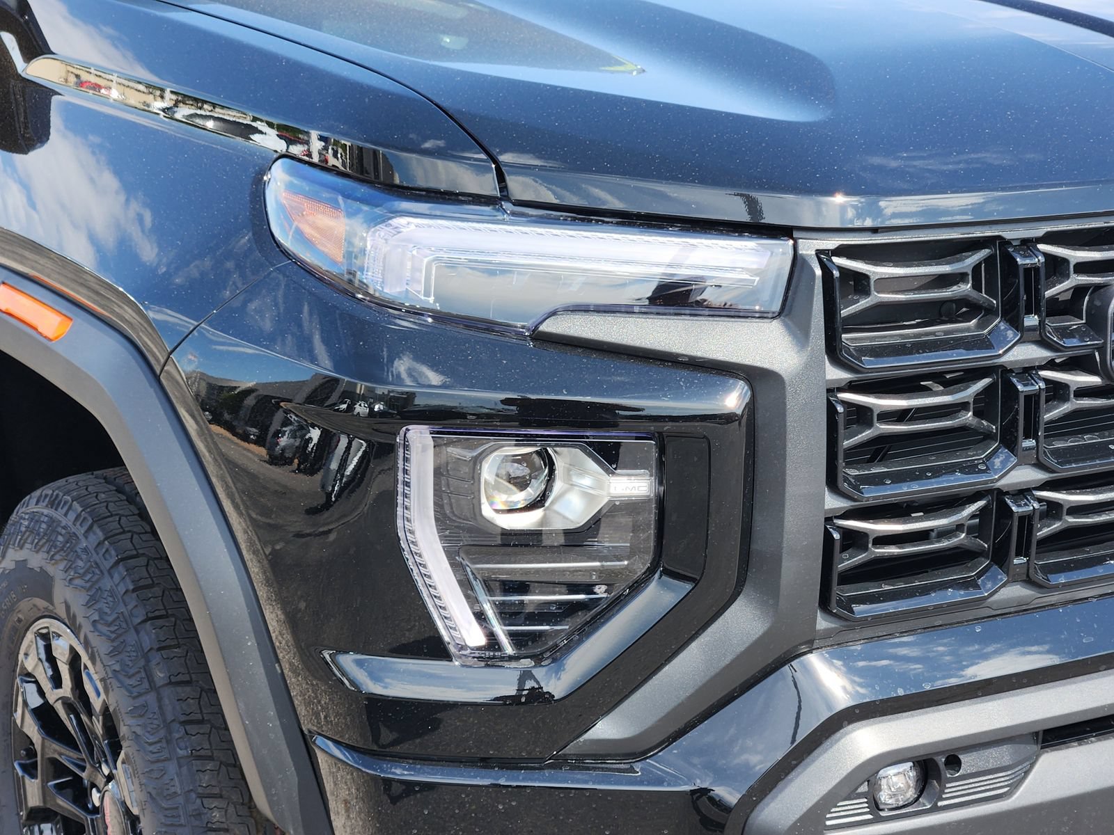 New 2026 GMC Canyon Elevation w/ Convenience Package RWD image 10