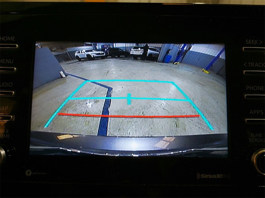 Used 2022 Toyota Camry LE image 21