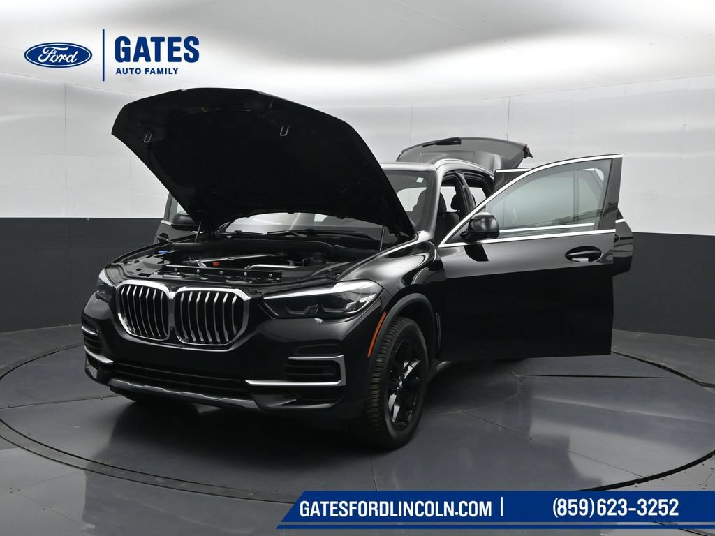 Used 2022 BMW X5 xDrive40i w/ Premium Package AWD/4WD image 62