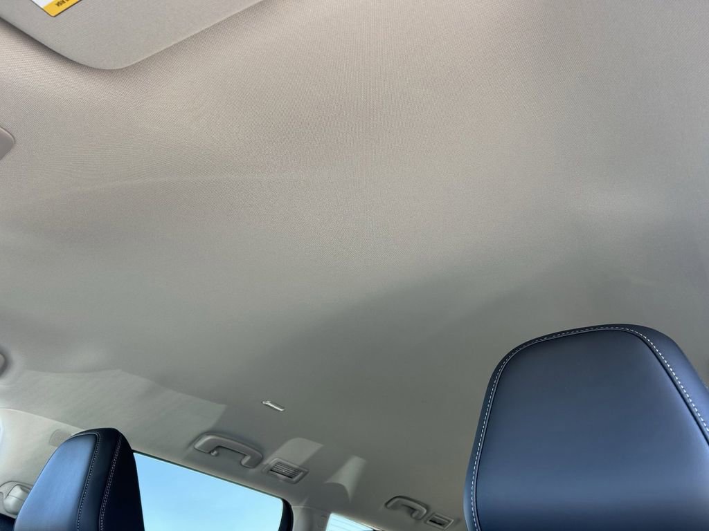 New 2026 Nissan Armada SV image 20