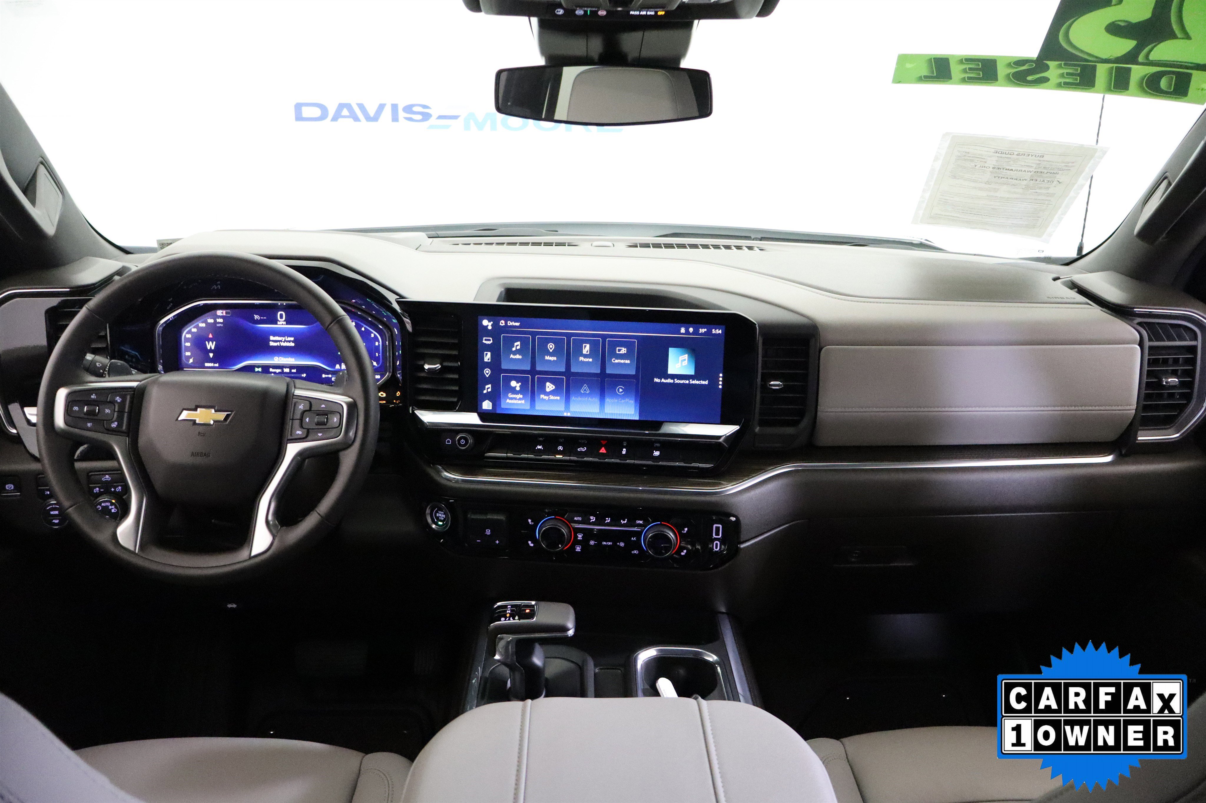 Used 2025 Chevrolet Silverado 1500 LT w/ Leather Package image 13