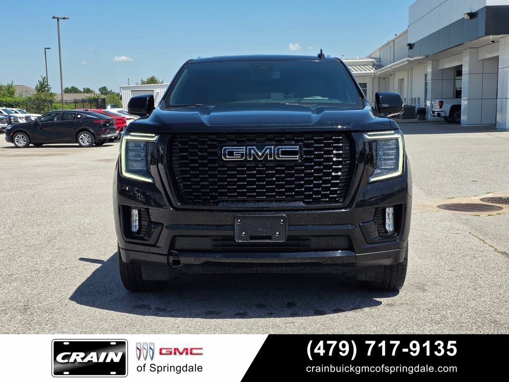 Used 2024 GMC Yukon Denali AWD/4WD image 2