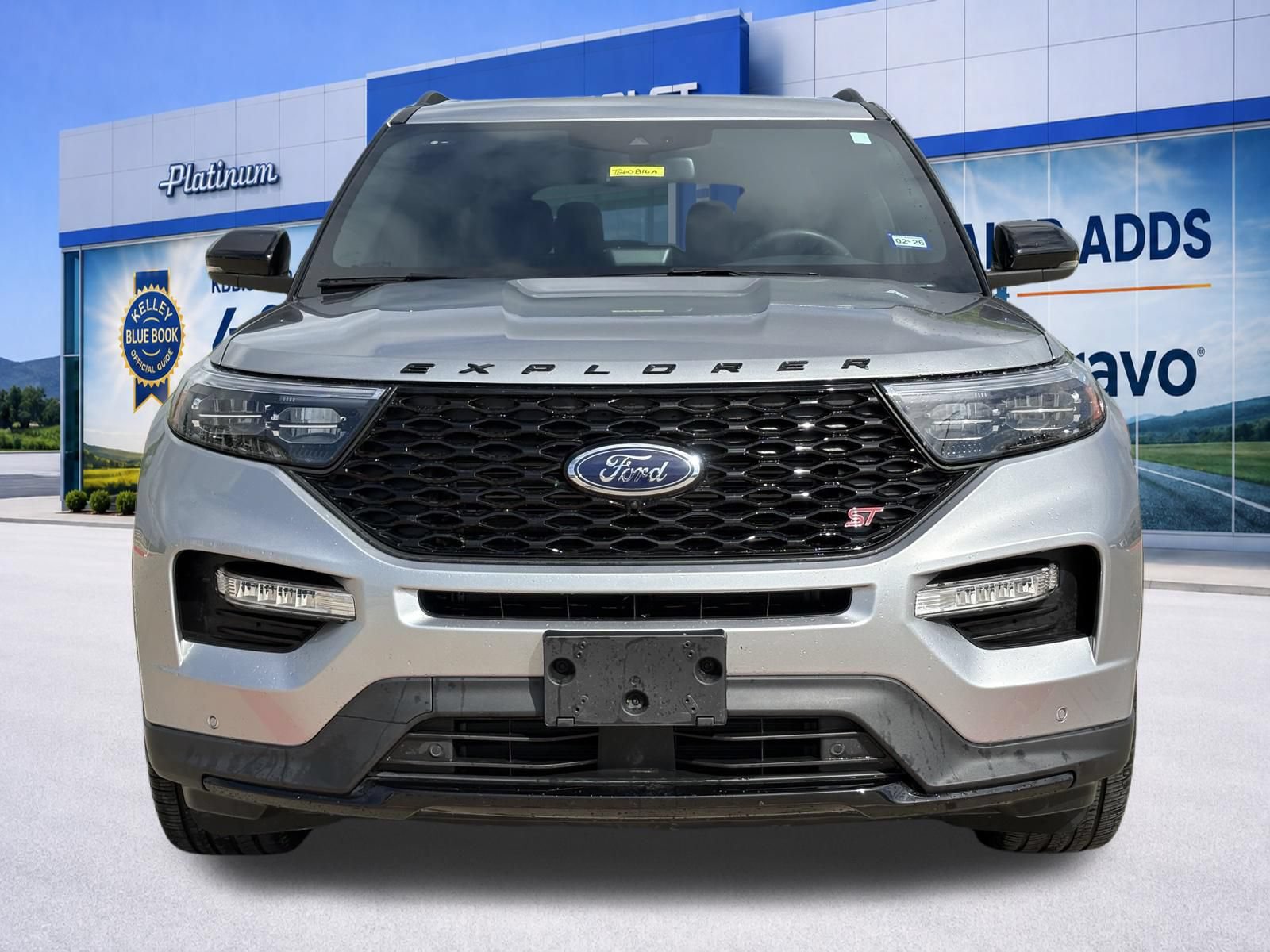 Used 2023 Ford Explorer ST w/ Equipment Group 401A AWD/4WD image 2