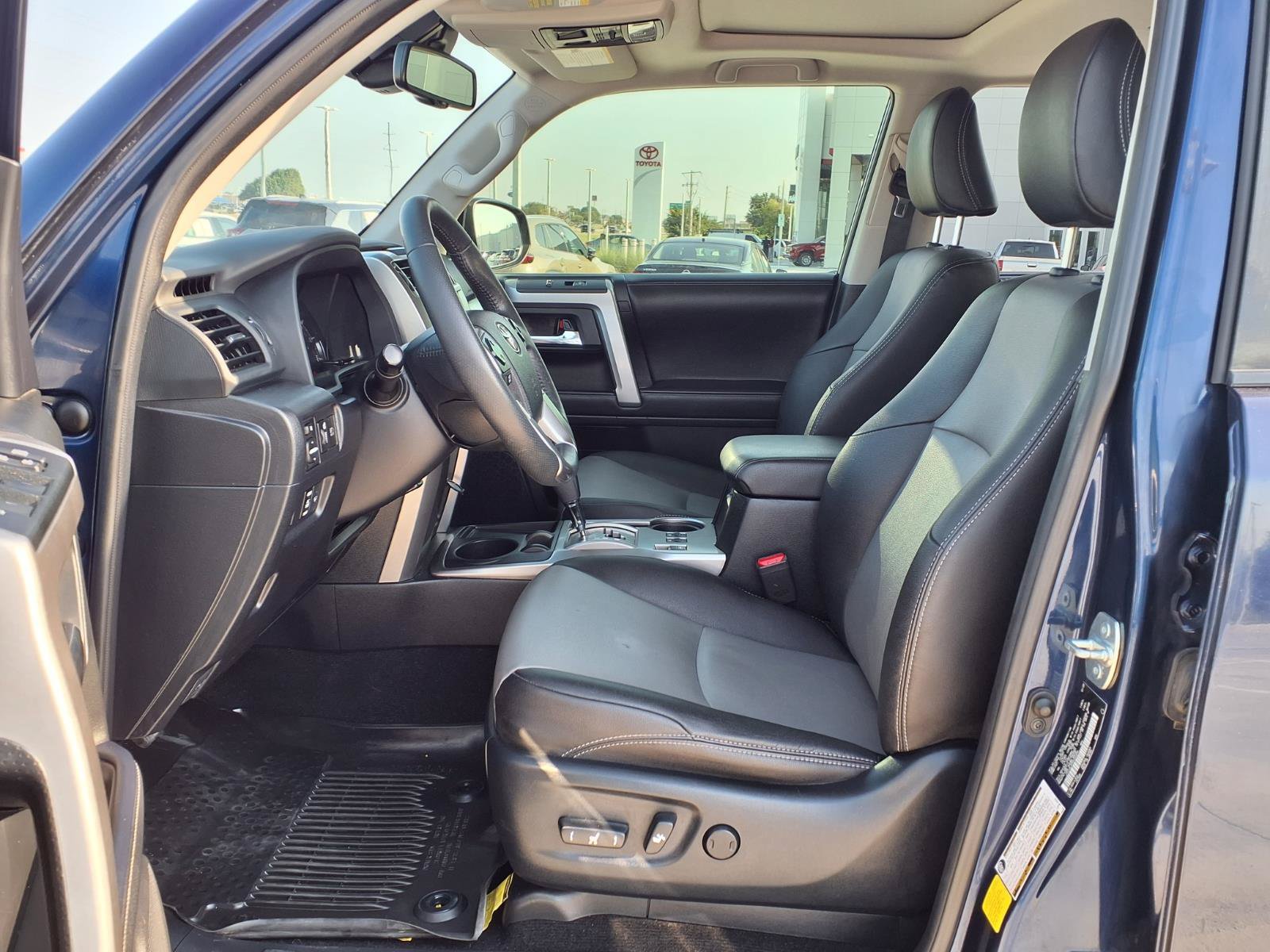 Used 2022 Toyota 4Runner SR5 Premium w/ Moonroof Package RWD image 25
