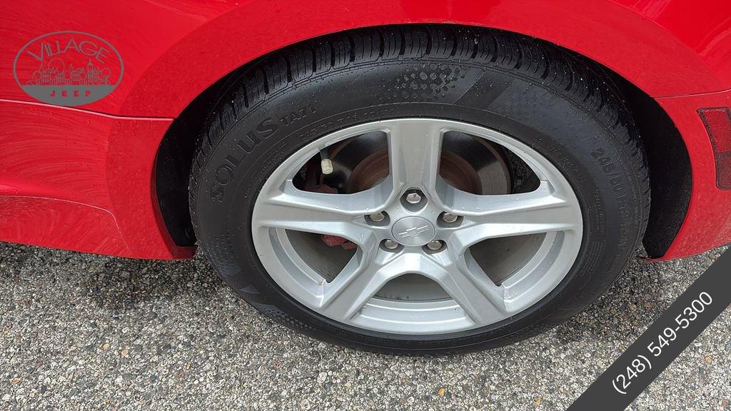 Used 2019 Chevrolet Camaro LT RWD image 24